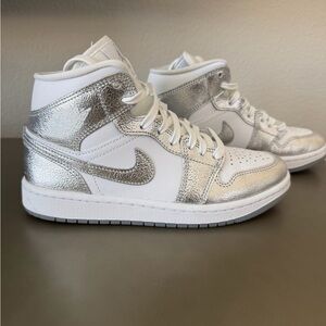 Nike Women's Metallic Silver and White Sneakers